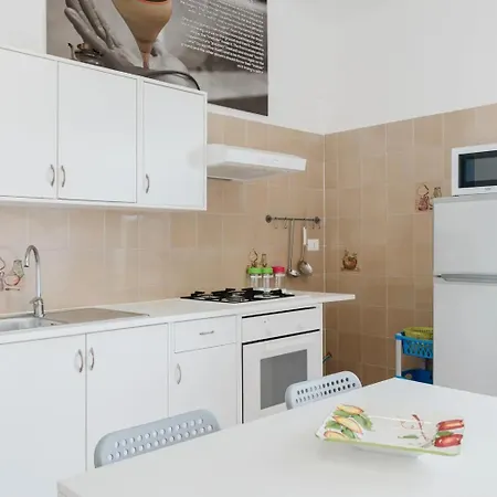 Archi Apartment *